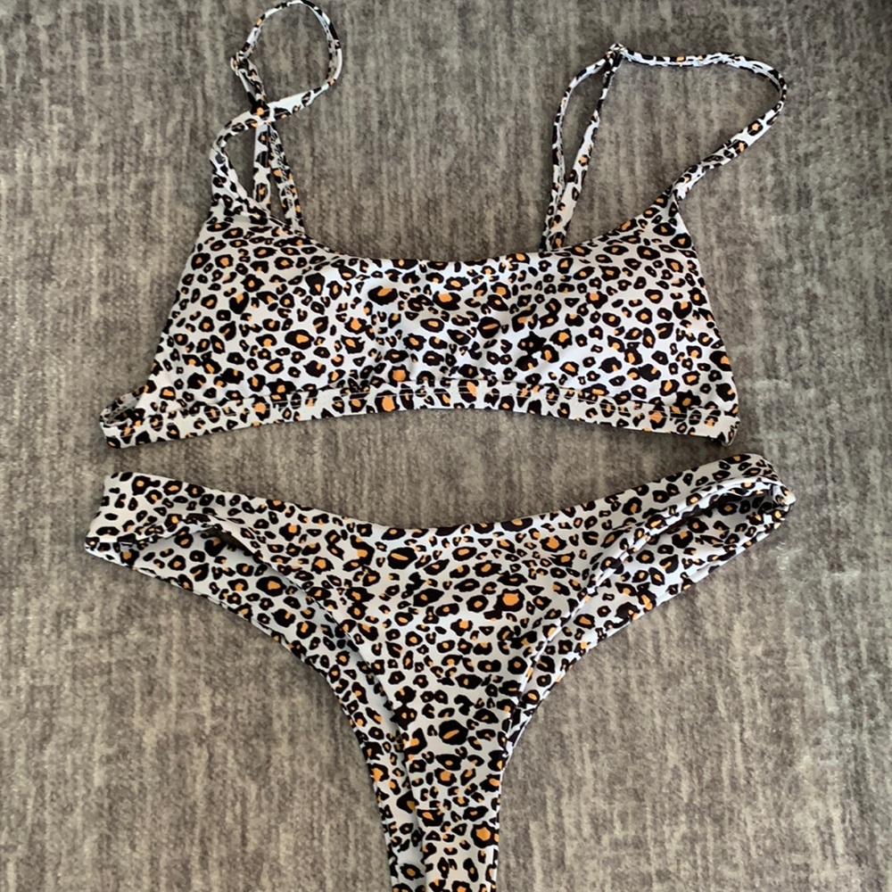 Shein leopard thong bikini size small